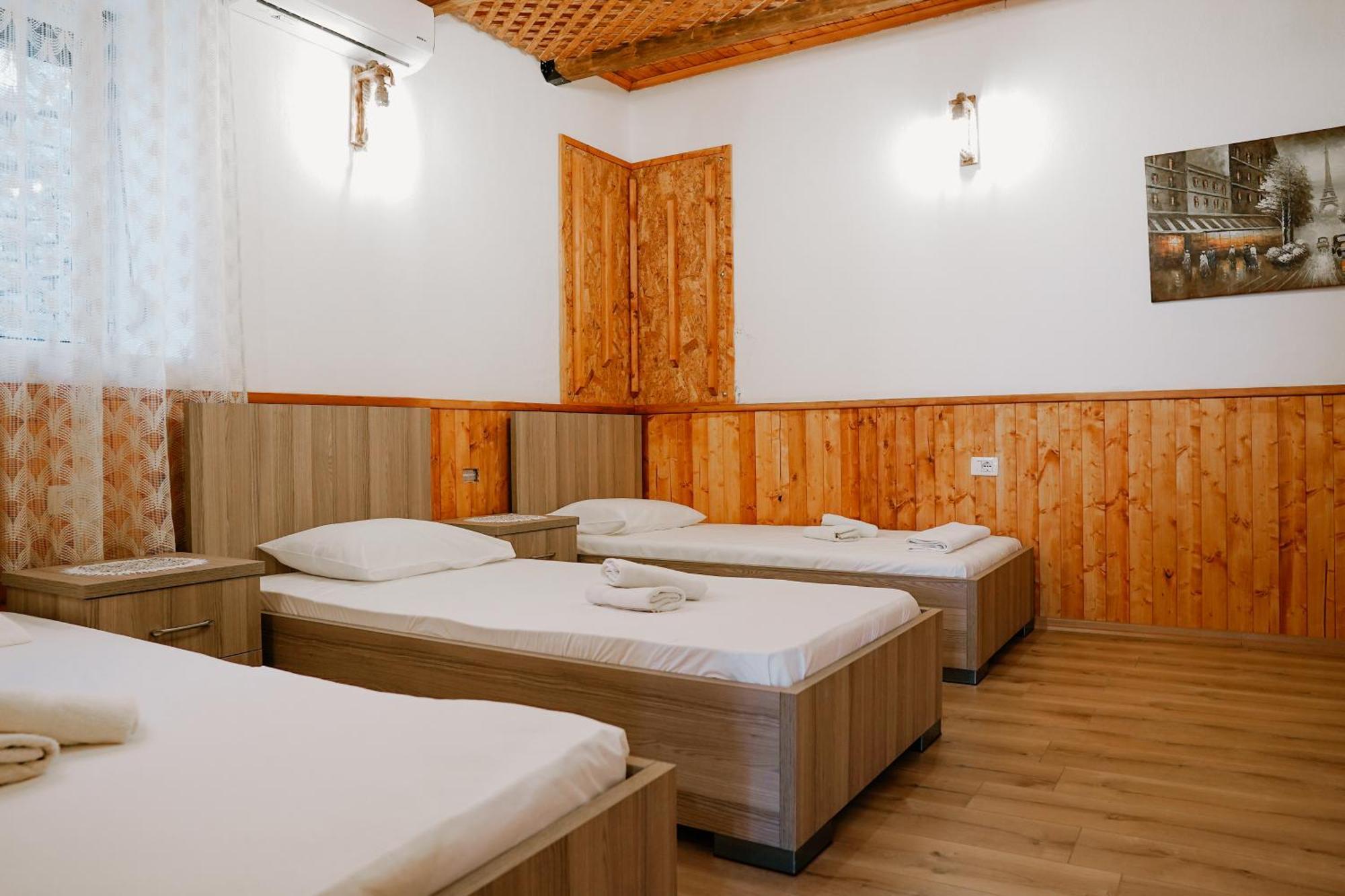 Апартаменты Daors House Гирокастра Экстерьер фото